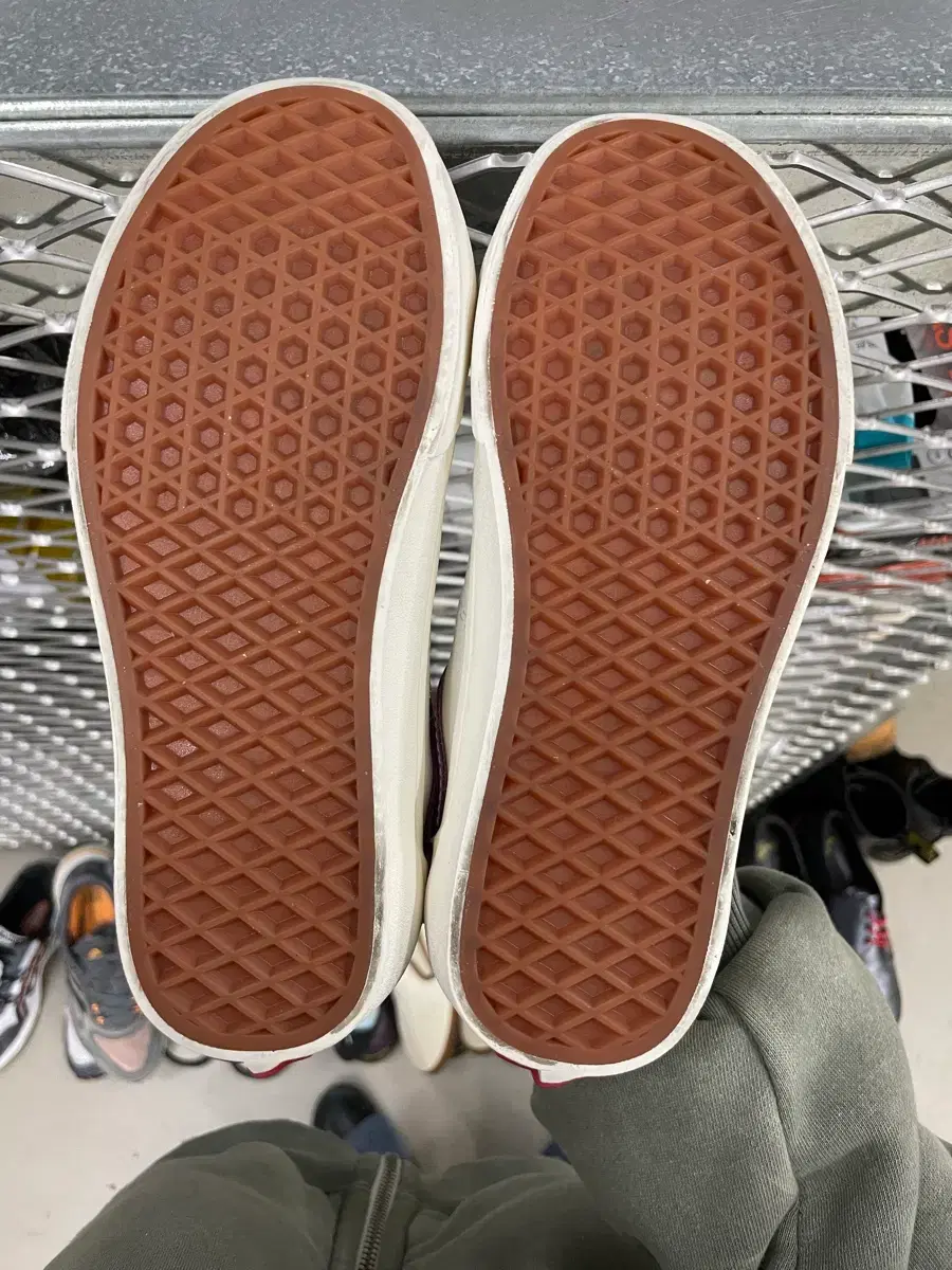 thumbnail-5